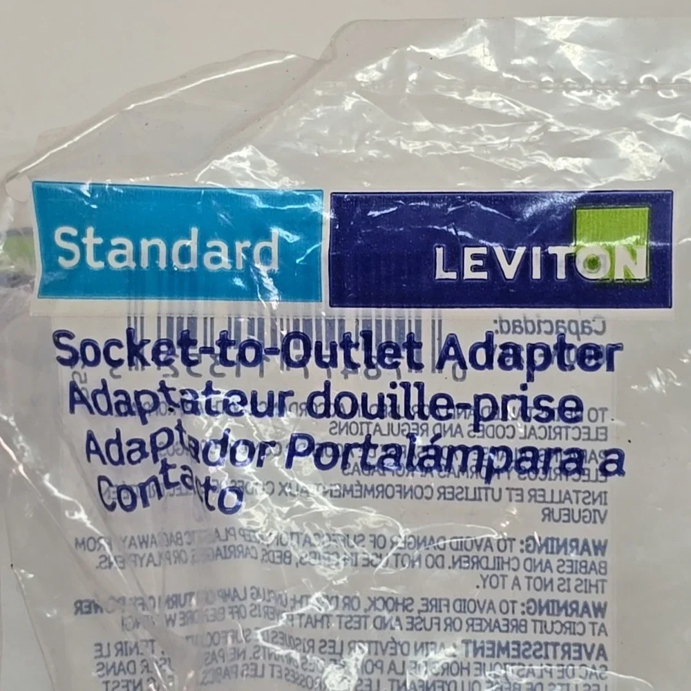 Lot Of 6  Screw-in Light Socket Adapters‎